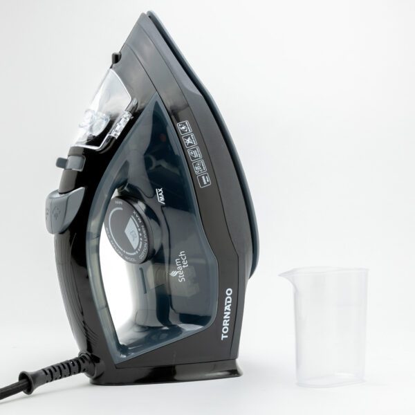 Tornado TST-2000G – Stoomstrijkijzer met Keramische Zoolplaat & 170 g Stoomboost